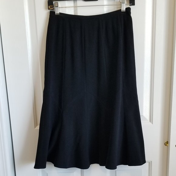 Harold's Pleated A-line Midi Skirt - Picture 2 of 3